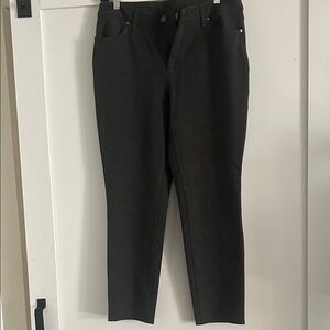 Chico’s Grey Cropped Women's Pants stretchy and sturdy